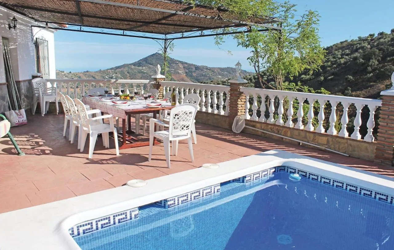 Holiday home 4 Bedroom Amazing Home In Corumbela Spain