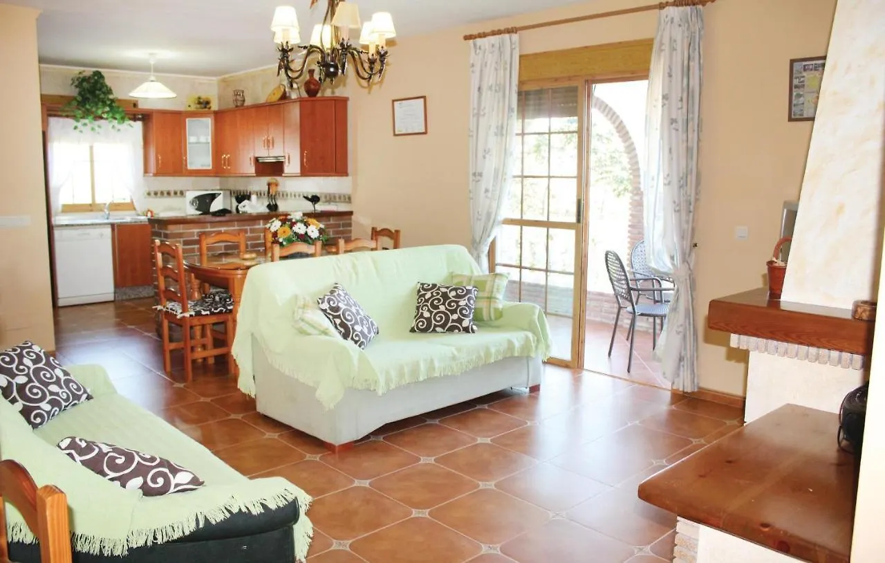 4 Bedroom Amazing Home In Corumbela 0*,