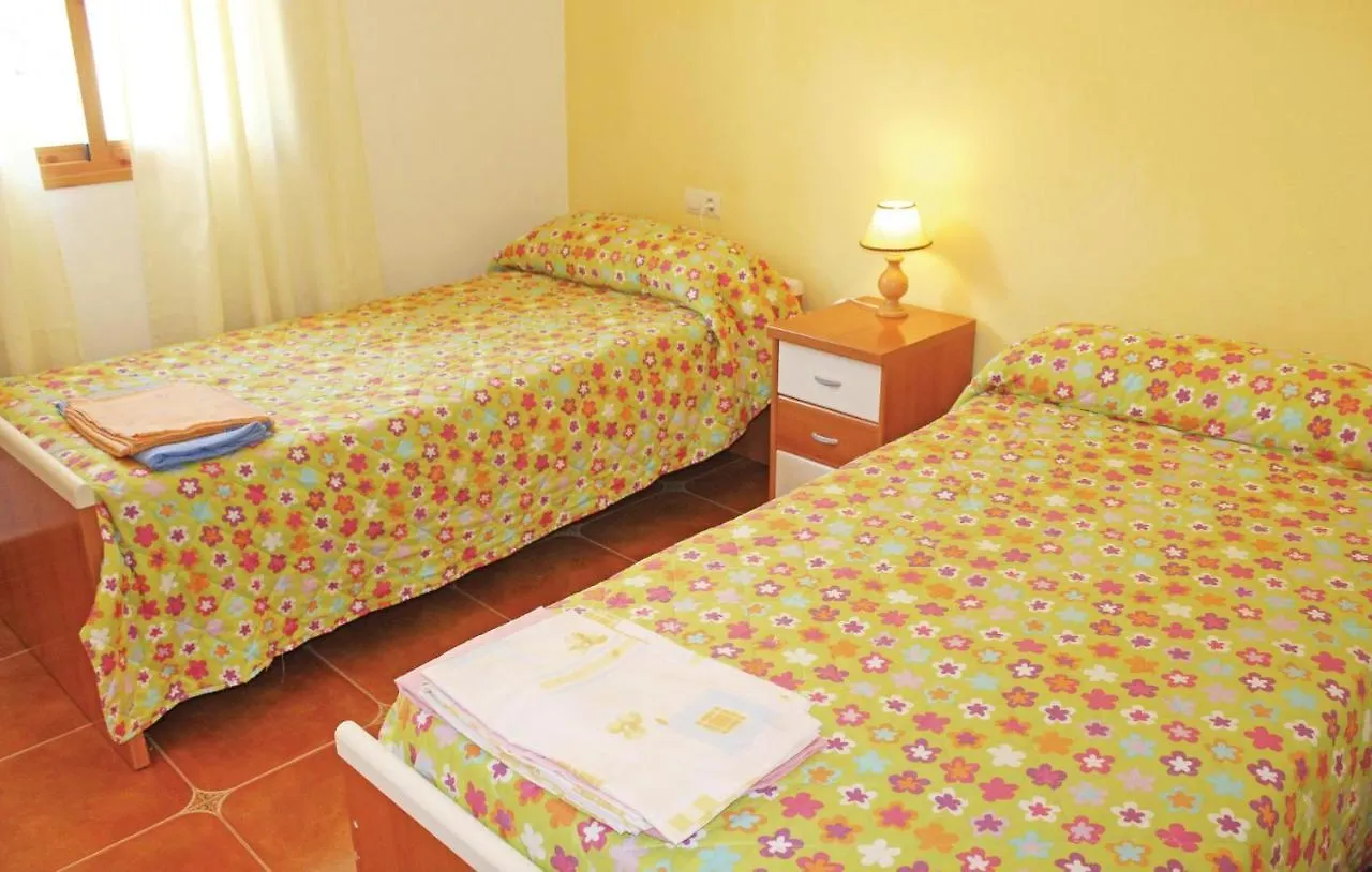 4 Bedroom Amazing Home In Corumbela
